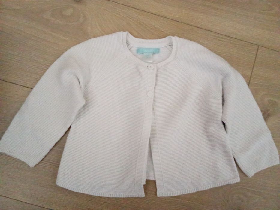 Biały sweter kardigan dziewczęcy 74 cm