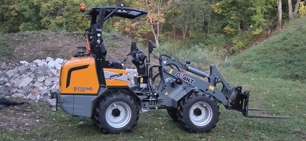 Nie weidemann 4cyl.510mtg. Giant G2500HD x-tra miniładowarka  mini ładowarka  schaffer