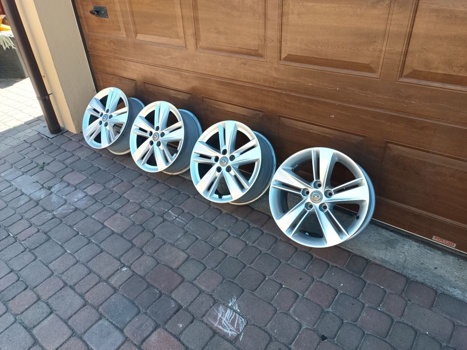 Felgi 5x108 17 Opel Grandland Vivaro C