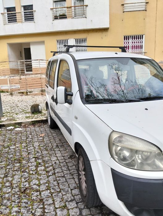 Fiat doblo 5 lugares