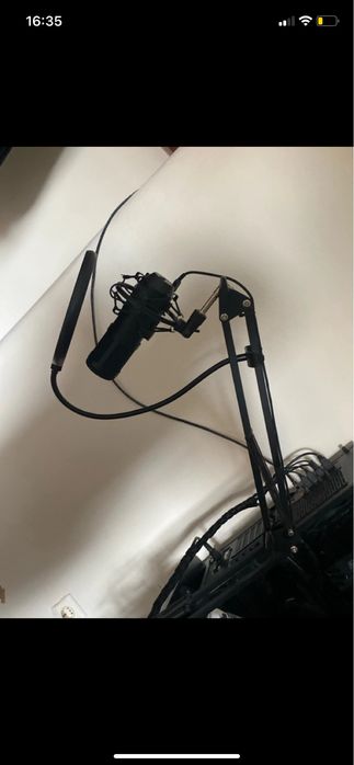 Microfone preto Ksom c/ caixa