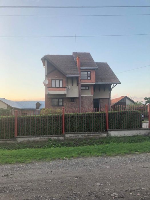 Будинок особняк с.Заводське Буський р-н 60км від Львова