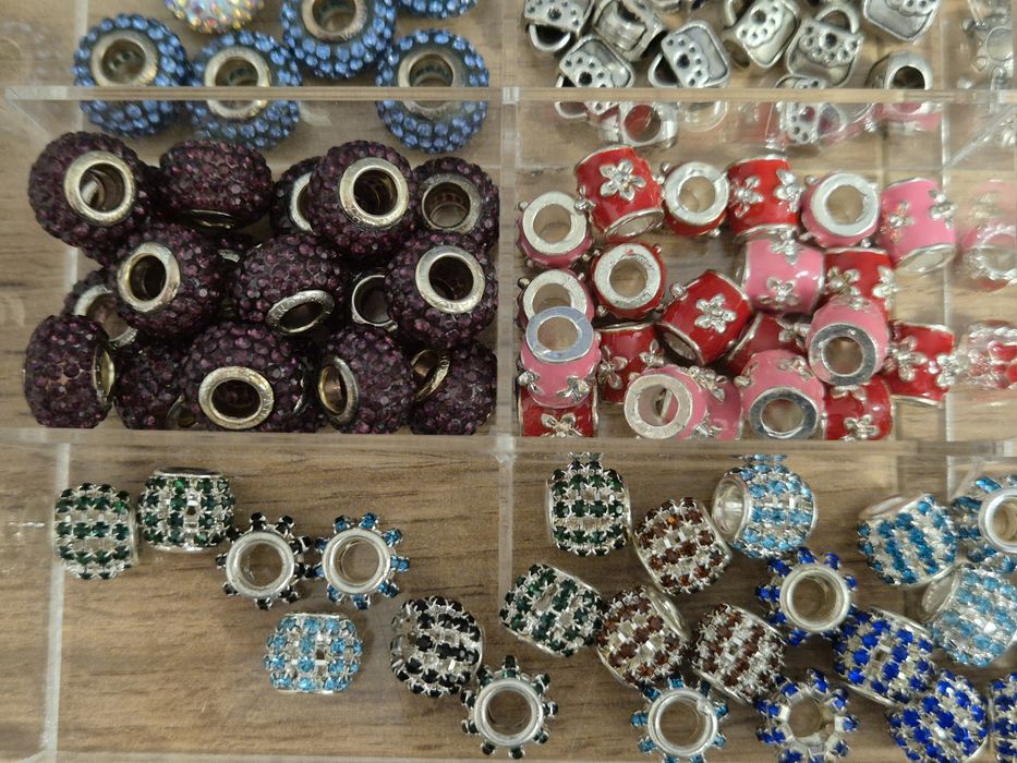 Charms zawieszka 300 szt.