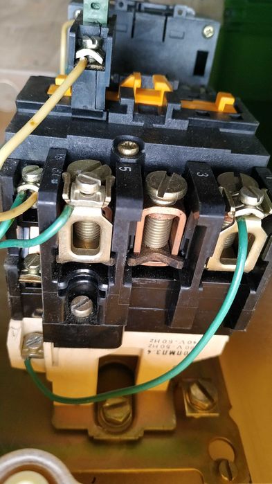 Магнитный пускатель контактор с тепловым реле 40А 380В, кнопками новий