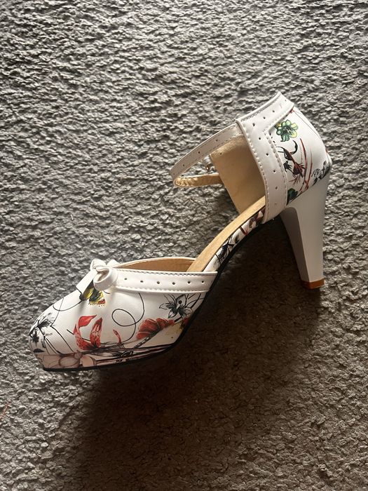 Buty damskie nowe