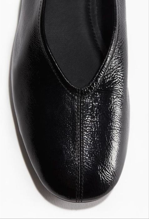 Шкіряні балетки hm