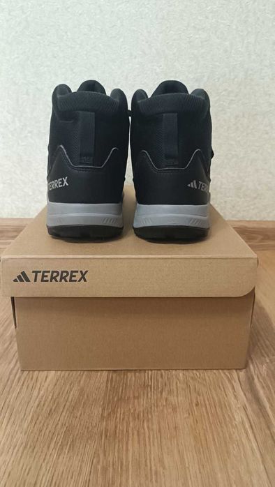 Дитячі черевики adidas TERREX MID GTX (оригінал)