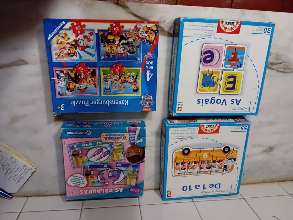 Conjunto de 4 Jogos Puzzles/Jogos Diversos Criança