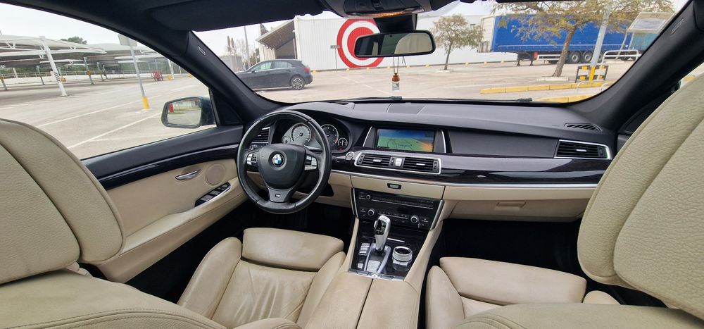 BMW 520 GT           .