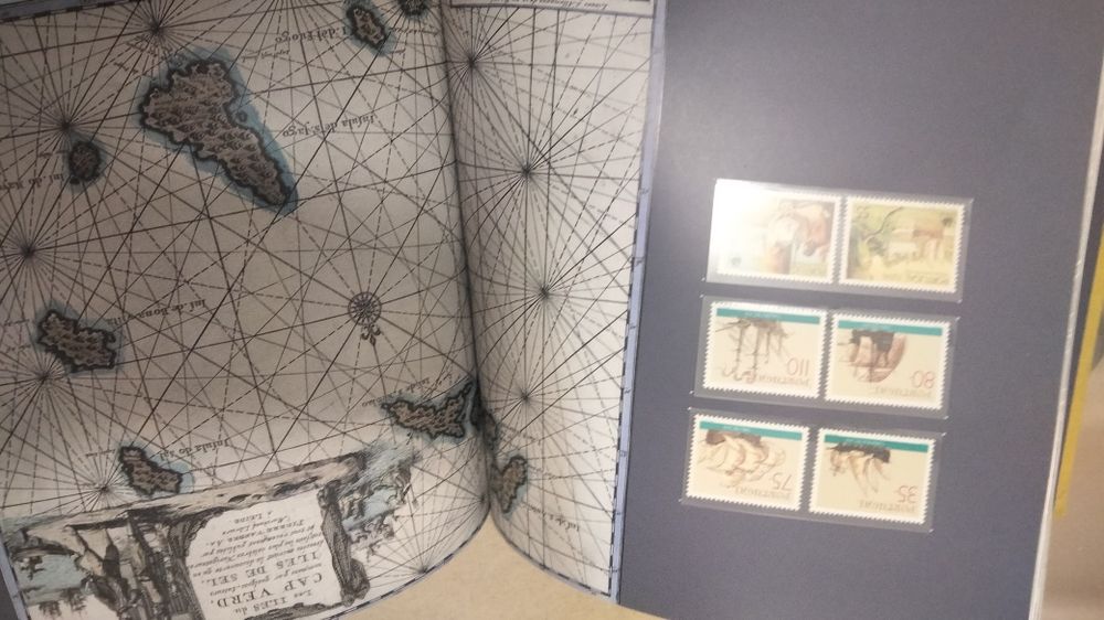 Livro de filatelia "As ilhas atlânticas "