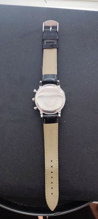 Наручные часы Армани