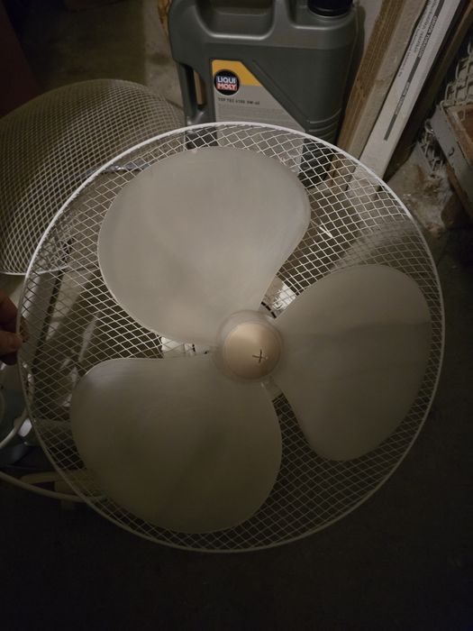 Wentylator stojący, wiatrak  na części - silnik sprawny, kręci - tak j