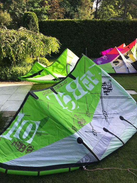 Conjunto completo (Kites, barras, arnez, prancha e saco)