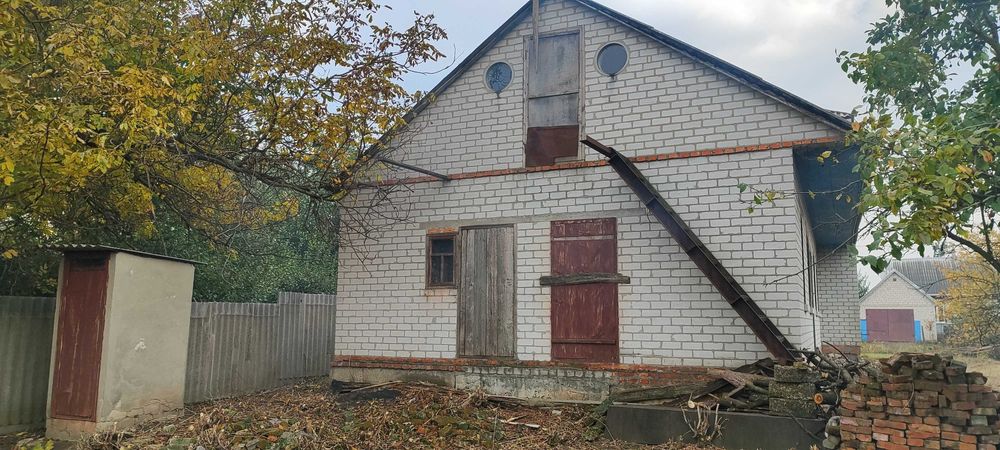Продам Будинок із білої цегли в с. Погреби  . 20000 дол США