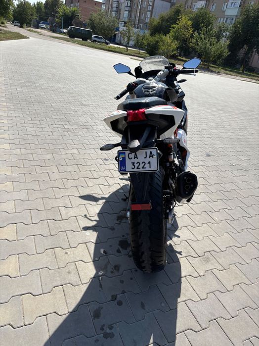 Продам мотоцикол Taro gp1 400