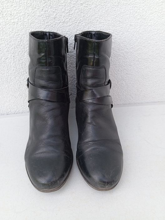 Krótkie skórzane botki r 38