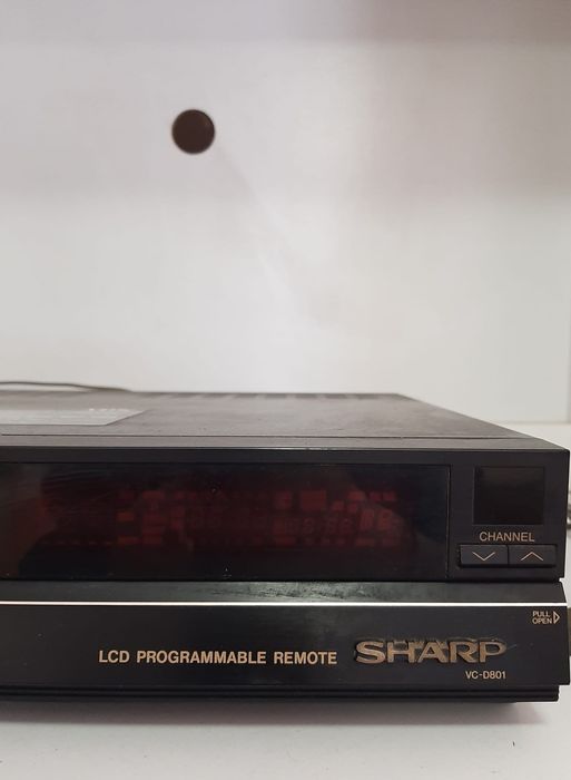 Leitor de VHS SHARP