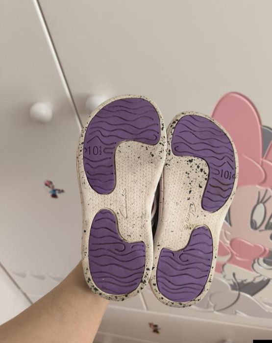 Босоніжки для дівчинки! Clarks сандалі