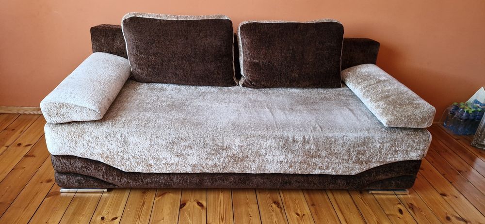 Tapczan z funkcją spania