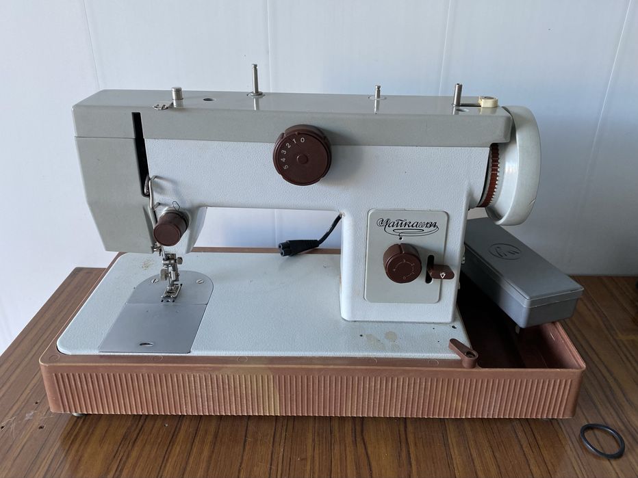 Швєйна машинка Подольск Чайка