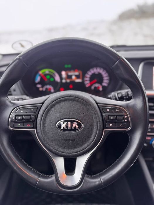 Kia Optima Plug-in 2.0l Benzin  EL54