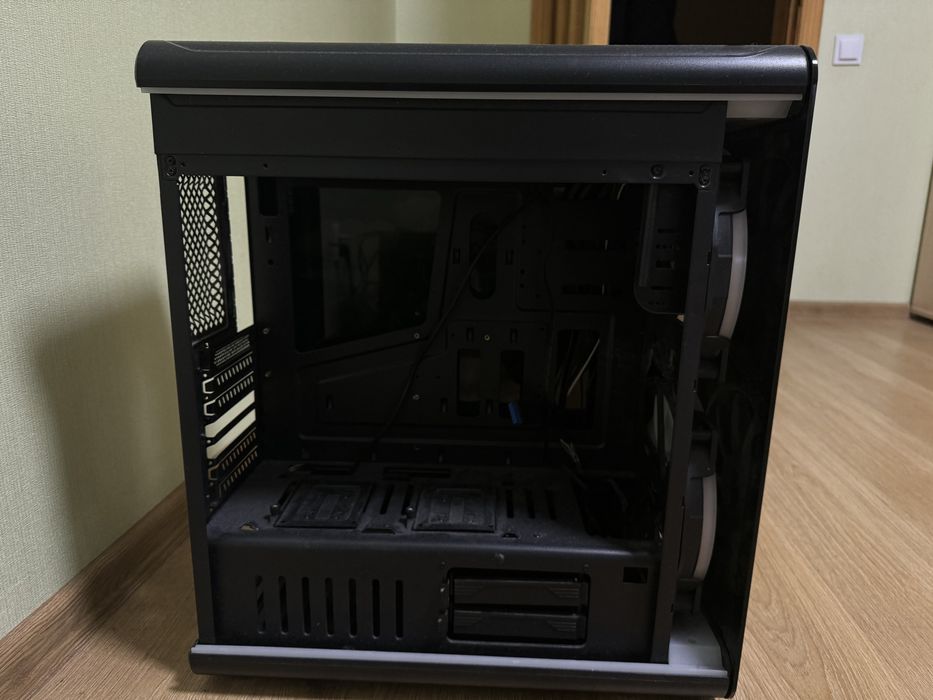 Корпус к компьютеру  QUBE A4 Gray Patriot