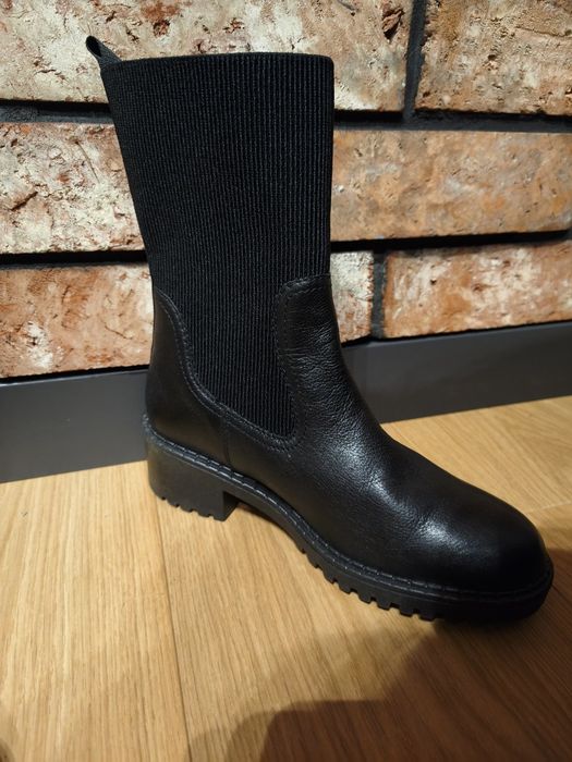 Kozaki damskie CCC skórzane zimowe botki