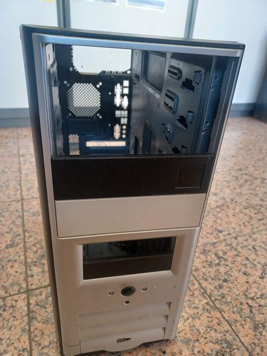 Caixa de computador com licença  Windows XP Home Edition