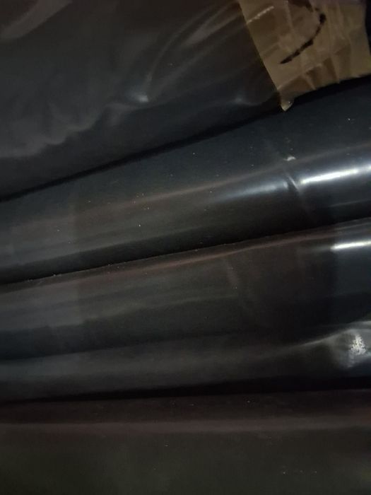 Plastico grosso novo.