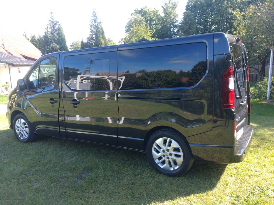 Opel Vivaro - Salon Polska, 9- osobowy, wersja Long, bezwypadkowy.