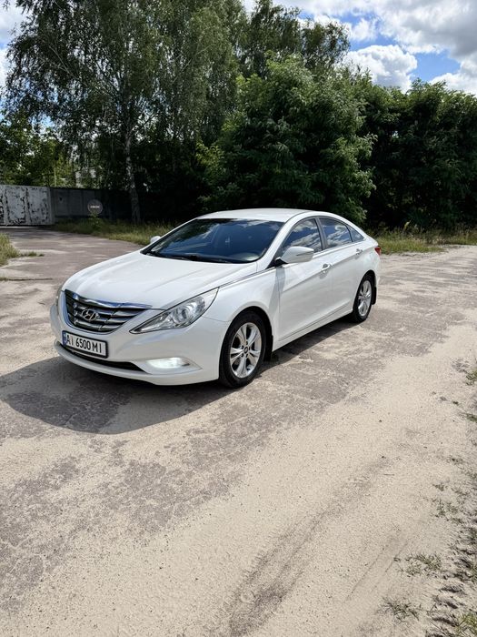 Hyundai Sonata YF