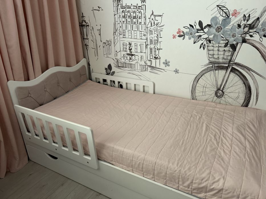 Продам Ліжко полуторне