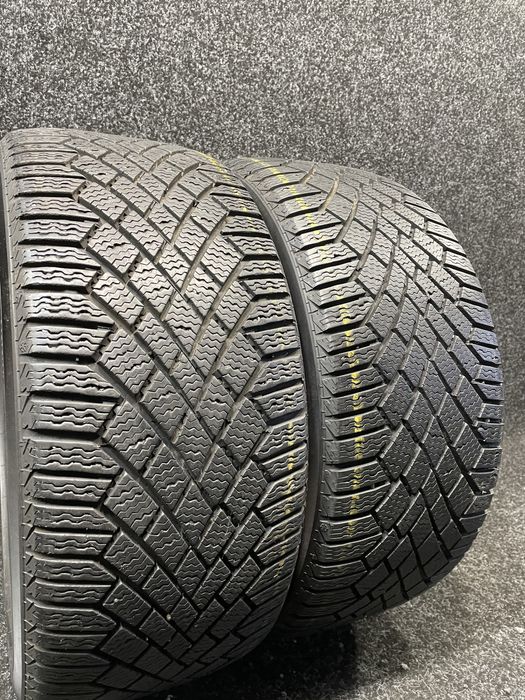 Continental 235/40R18 VikingContact 7