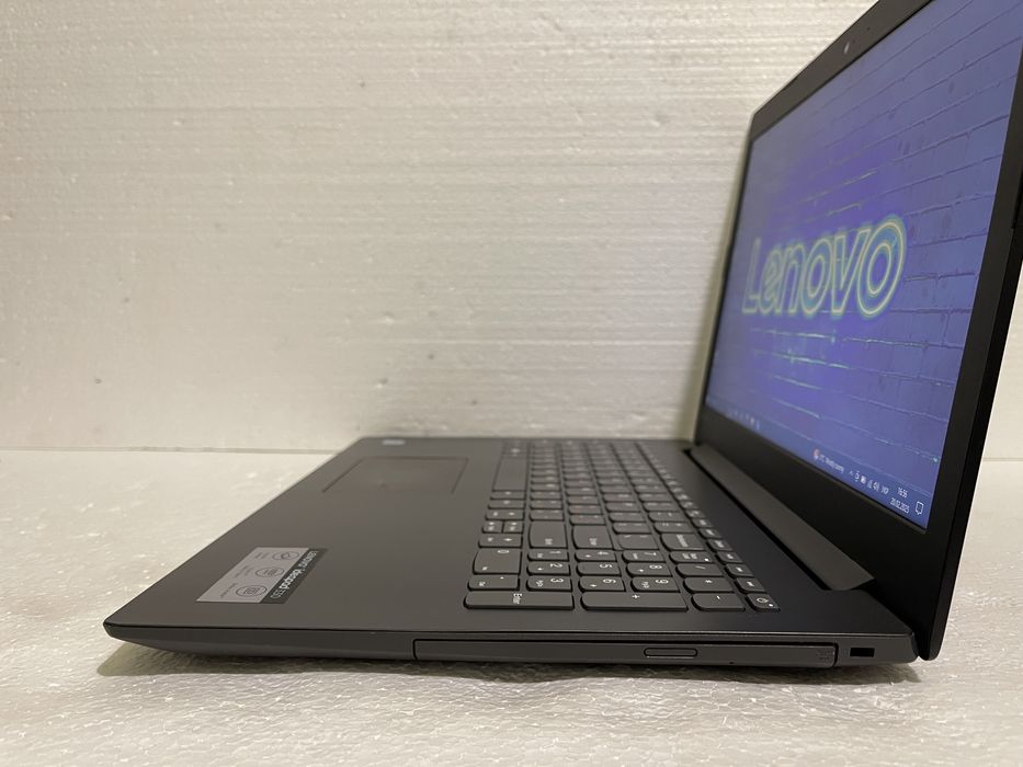 Ігровий Lenovo 330 + (Core i3 8130U] + 8 ГБ DDR4 + HDD 1000