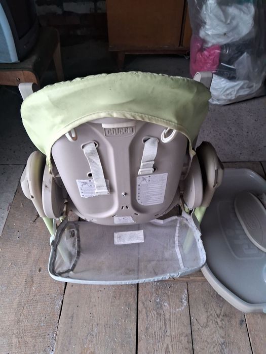 Продам стульчік СHiCCO для  годування дитини, в хорошему стані