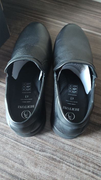 Туфлі чоловічі 43 розмір Bertoni