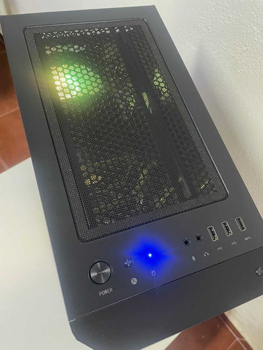 PC Gamer / RYZEN 5 8400F / DDR5 32GB / RTX 5060 / 1 TB SSD NVME GEN4 C/ Novo com Garantia !