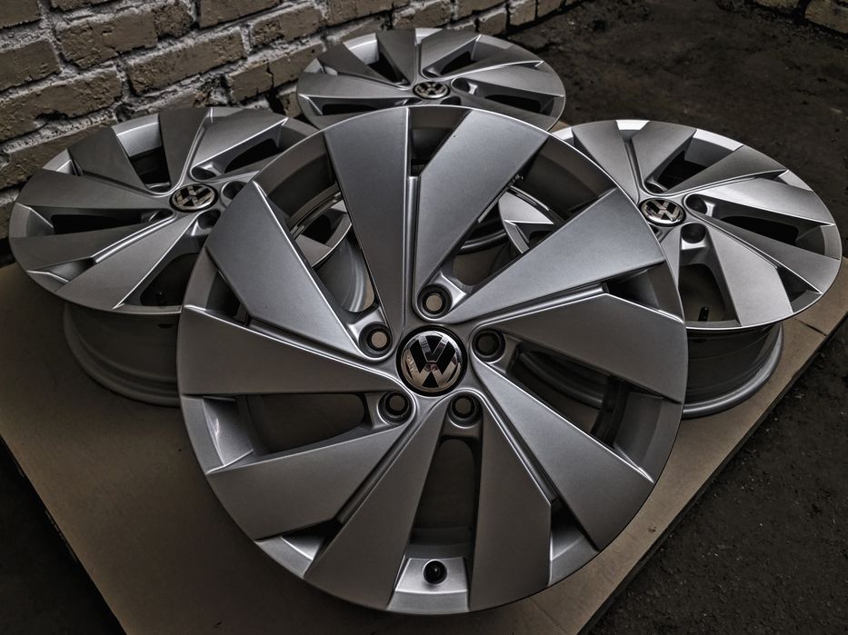 Нові R17 5x112 | Original | Volkswagen/Skoda/Seat/Audi/Cupra... | VAG | Комплект / 4шт | Рідна фарба, ідеальний заводський стан | Преміум диски