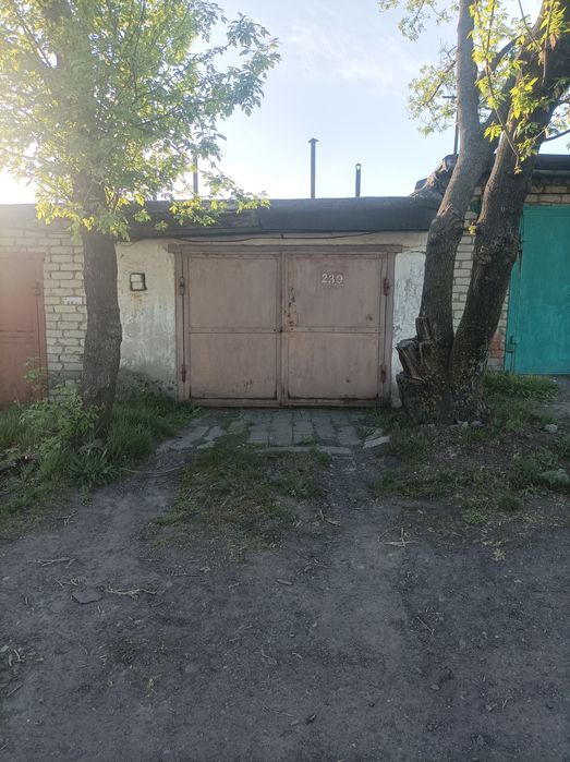 Продам гараж 6*3,8м