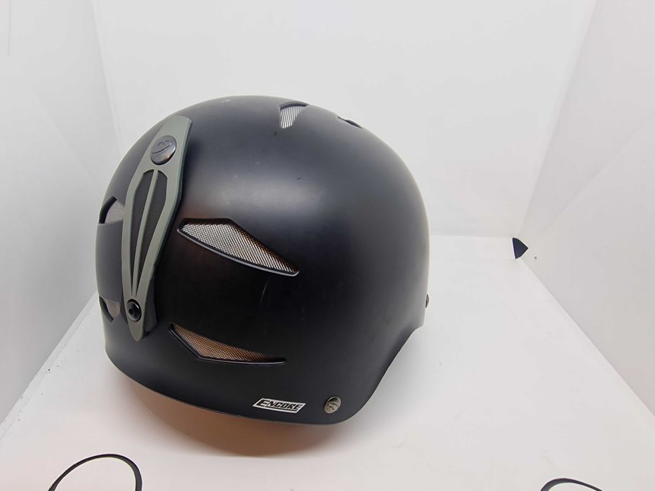 Kask snowboardowy narciarski Giro Encore hardshell czarny mat  Roz. S