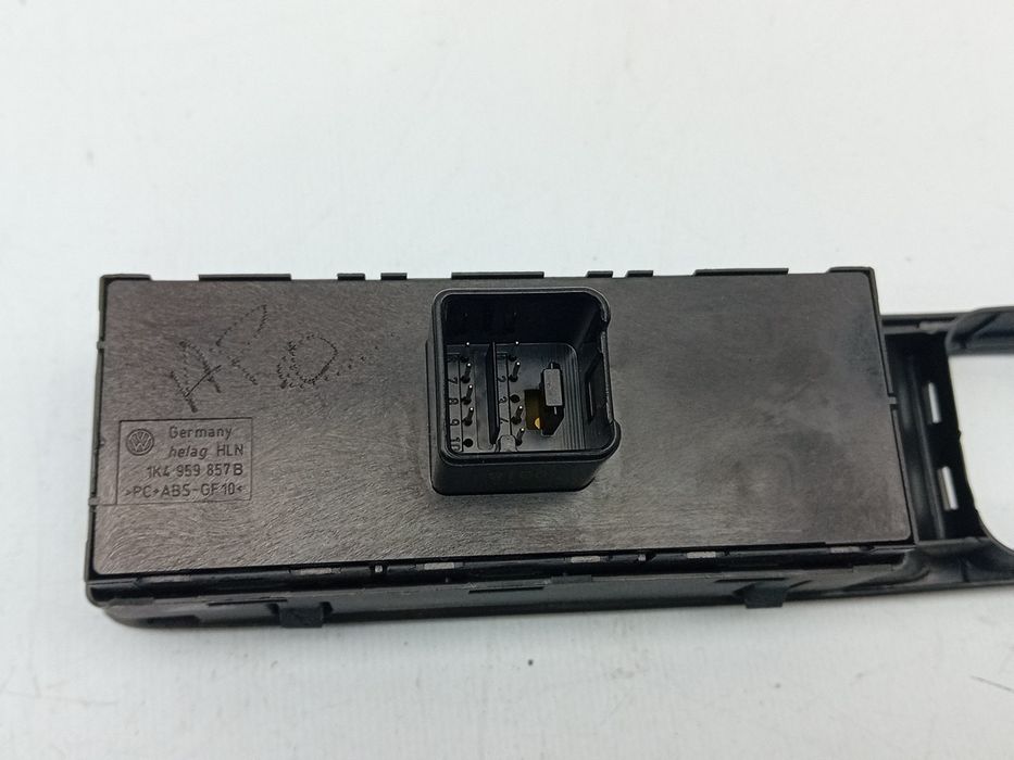 Comando / botão / interruptor vidros frente esquerdo VOLKSWAGEN Tiguan