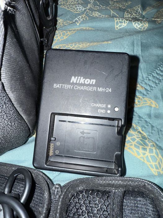 Nikon D3200 Photography Set + Lens + 2 Memory Cards64552026170370121