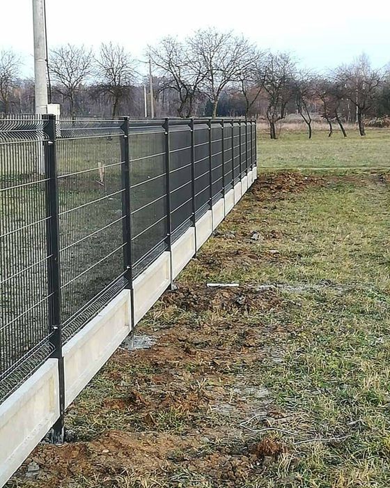 Montaż Ogrodzenie panelowe ,siatka podmurówki panele, słupki łącznik