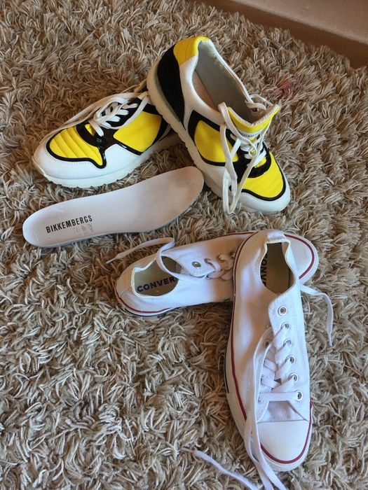 Кроссовки женские