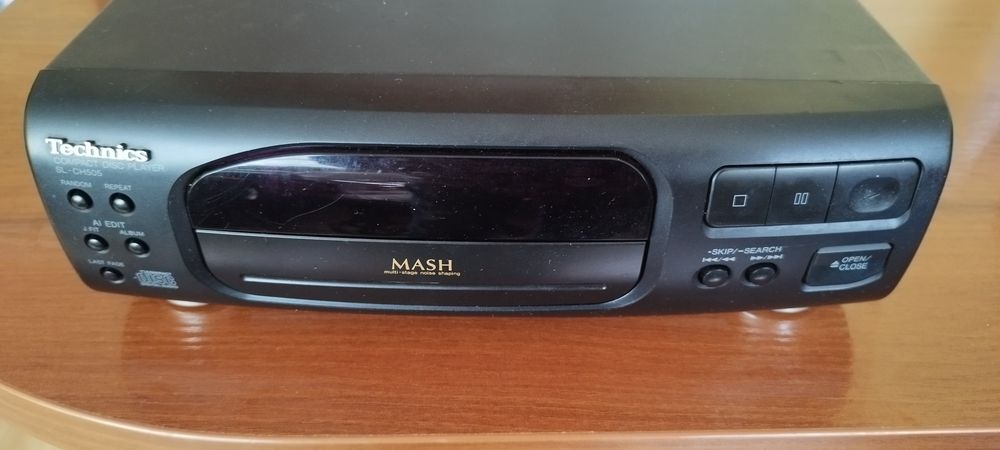 Odtwarzacz CD Technics