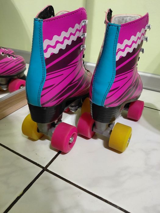 Różowe Wrotki Wiązane