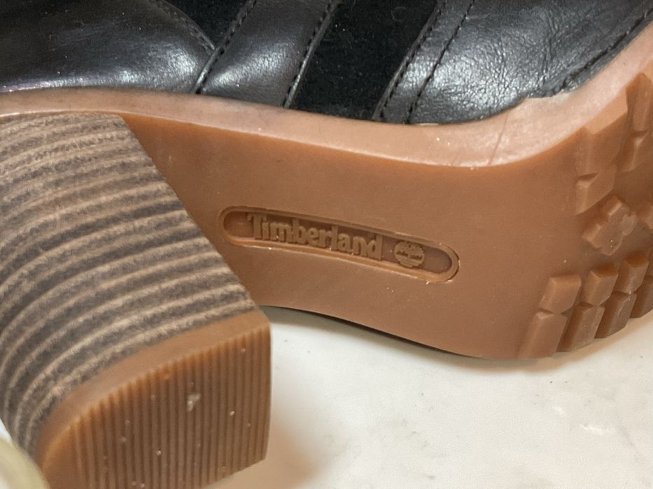 Казаки полусапожки на каблуках Timberland