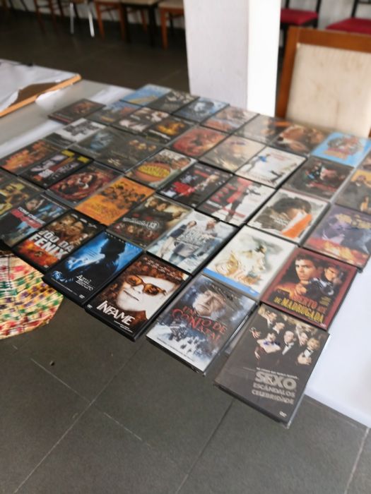 41 Filmes originais em DVD (alguns ainda fechados)
