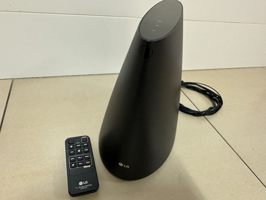 LG TellyWoofy Preto Subwoofer passivo 40 W SWH1