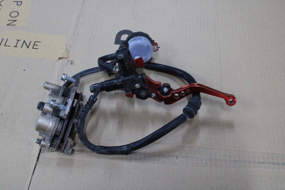Zacisk Przód Przedni Pompa Hamulcowa Honda CBR 125 JC39 07-10 JC34
